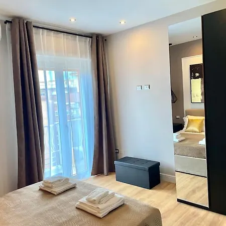 Apartman Metro B, Piazza Bologna *