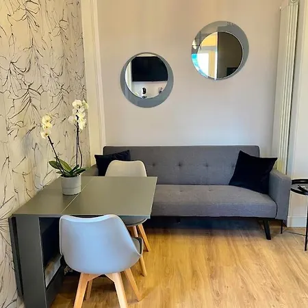Metro B, Piazza Bologna Apartman